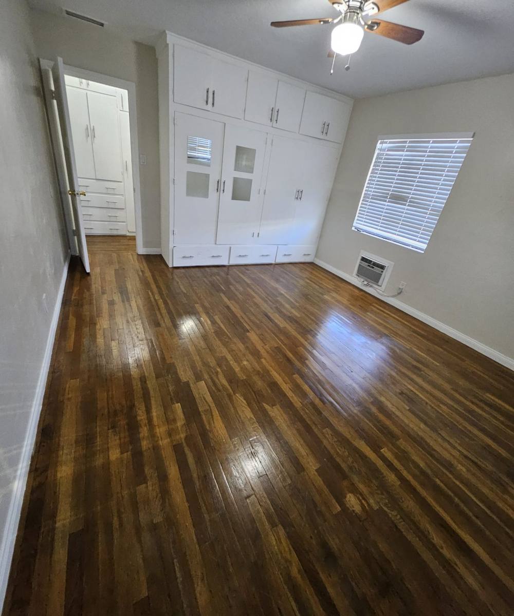 Apartment for rent at 1325 S Casino Center, Las Vegas, NV 89104