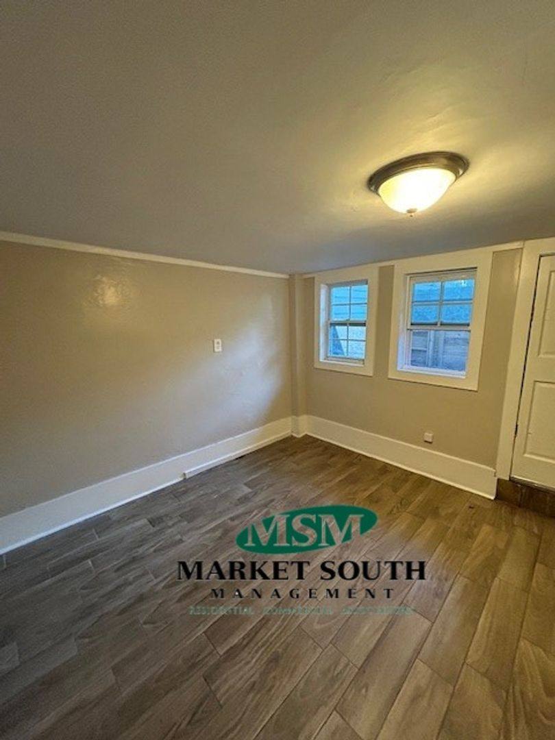 Apartment for rent at 404 E 31st St, Savannah, GA 31401