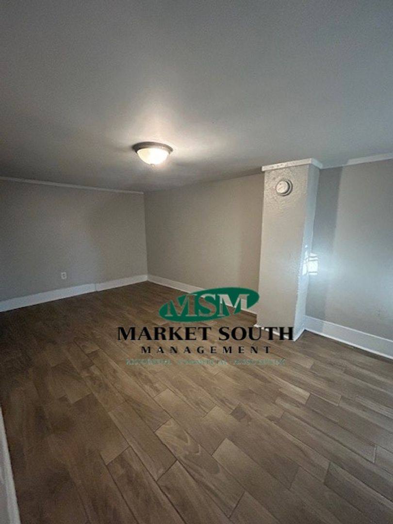 Apartment for rent at 404 E 31st St, Savannah, GA 31401