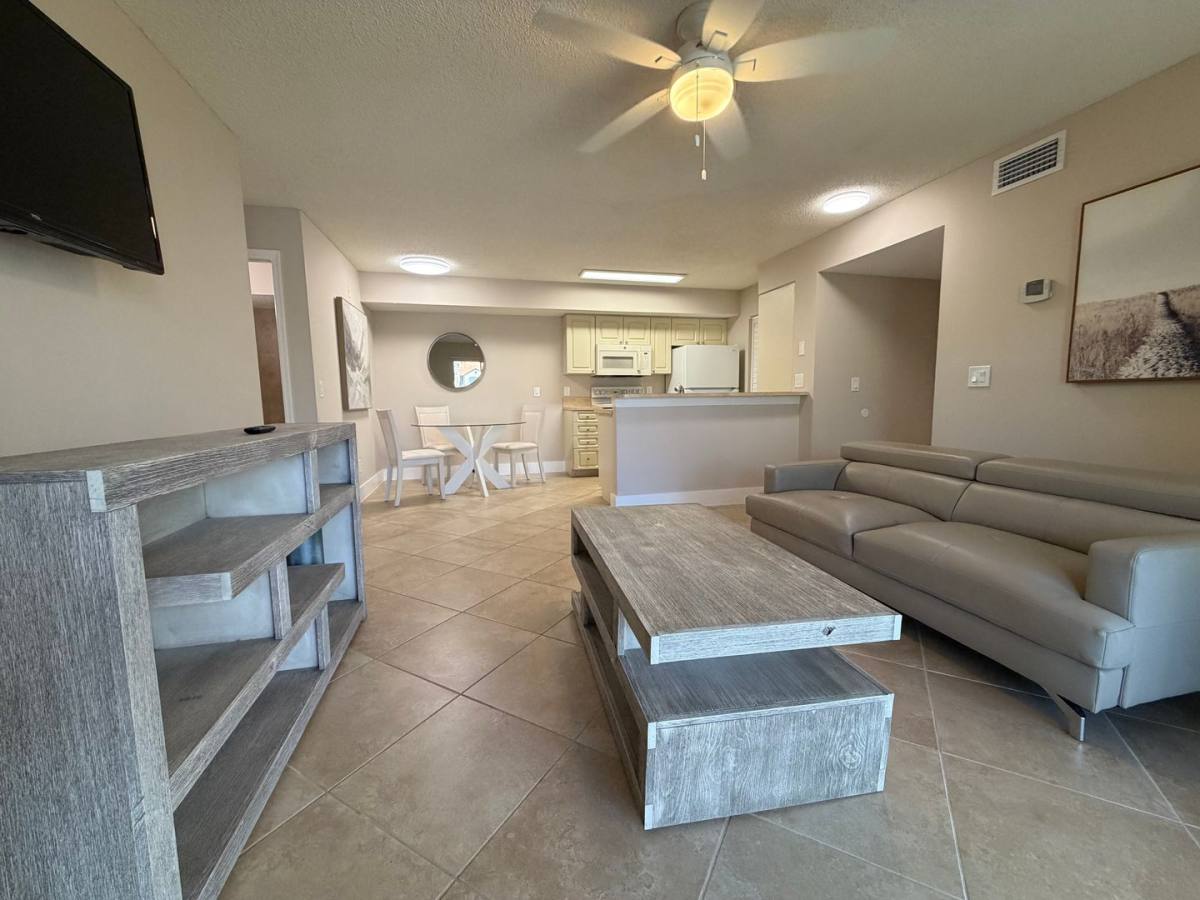 Apartment for rent at 2094 Arbour Walk Circle, Naples, FL 34109