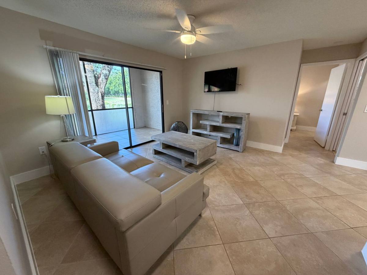 Apartment for rent at 2094 Arbour Walk Circle, Naples, FL 34109