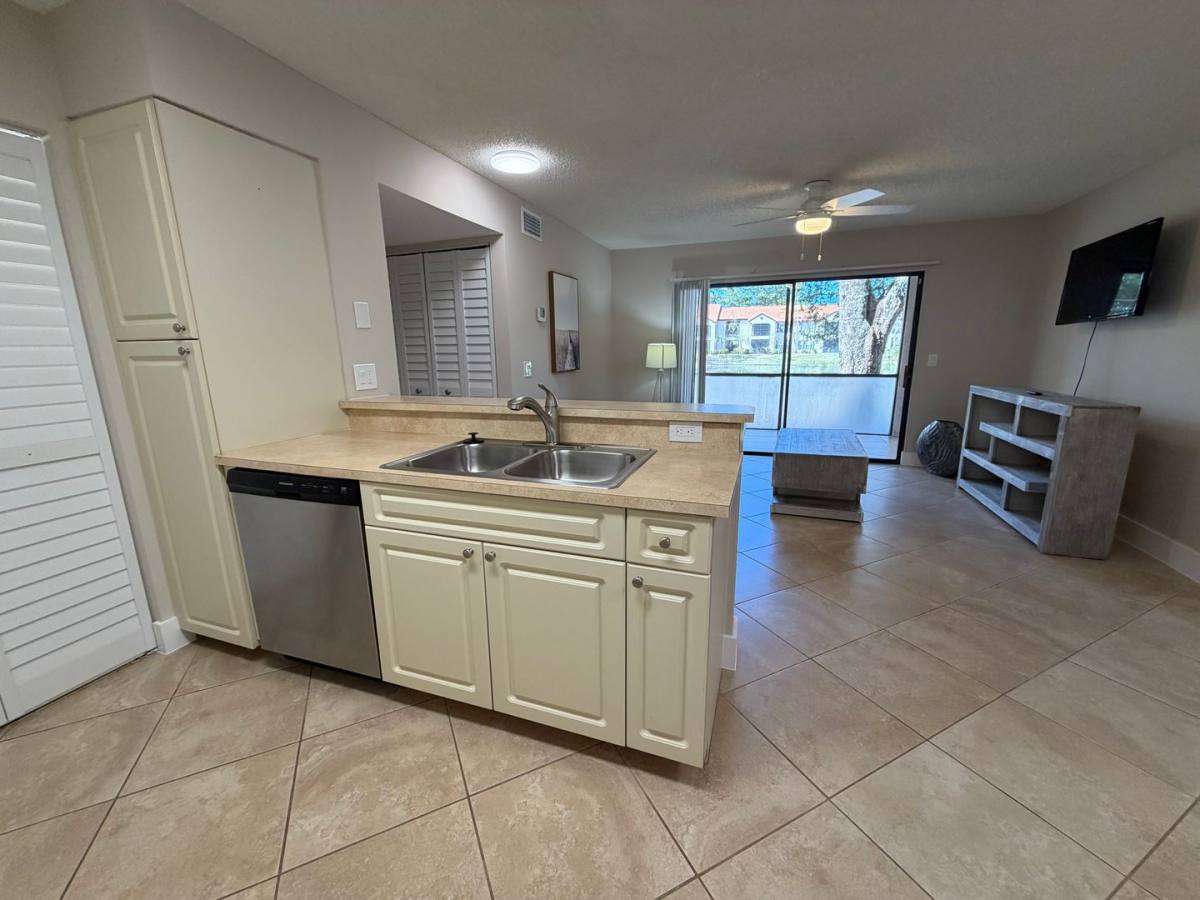 Apartment for rent at 2094 Arbour Walk Circle, Naples, FL 34109
