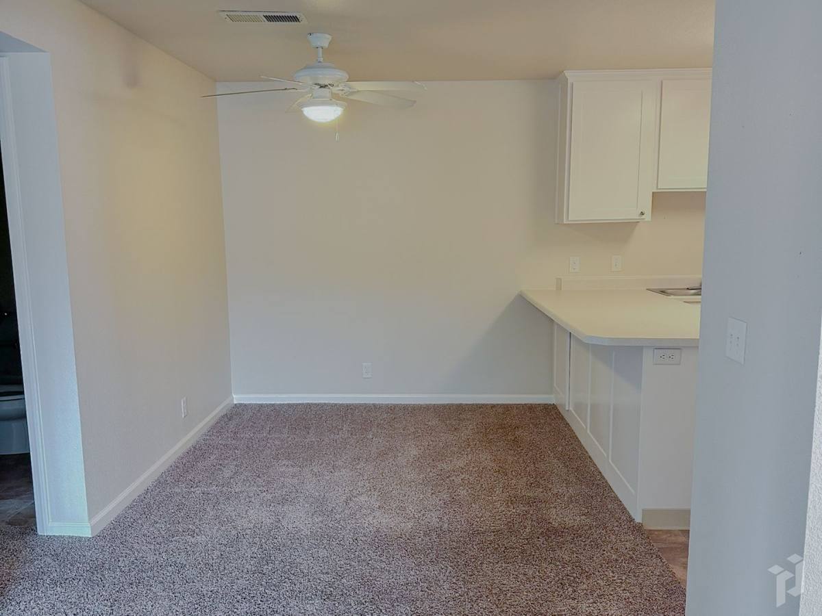 Apartment for rent at 76-85 Tuscan Villa Dr, Oroville, CA 95965