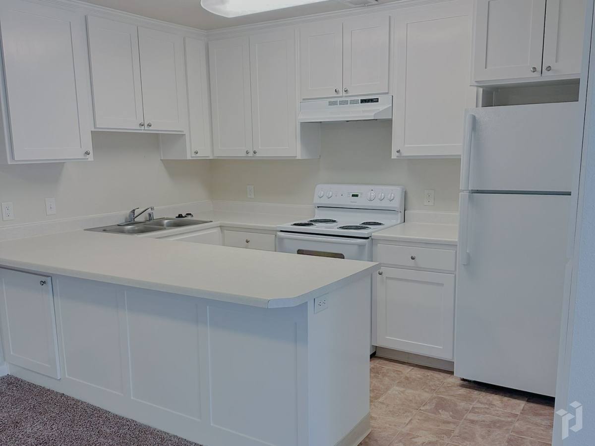 Apartment for rent at 76-85 Tuscan Villa Dr, Oroville, CA 95965
