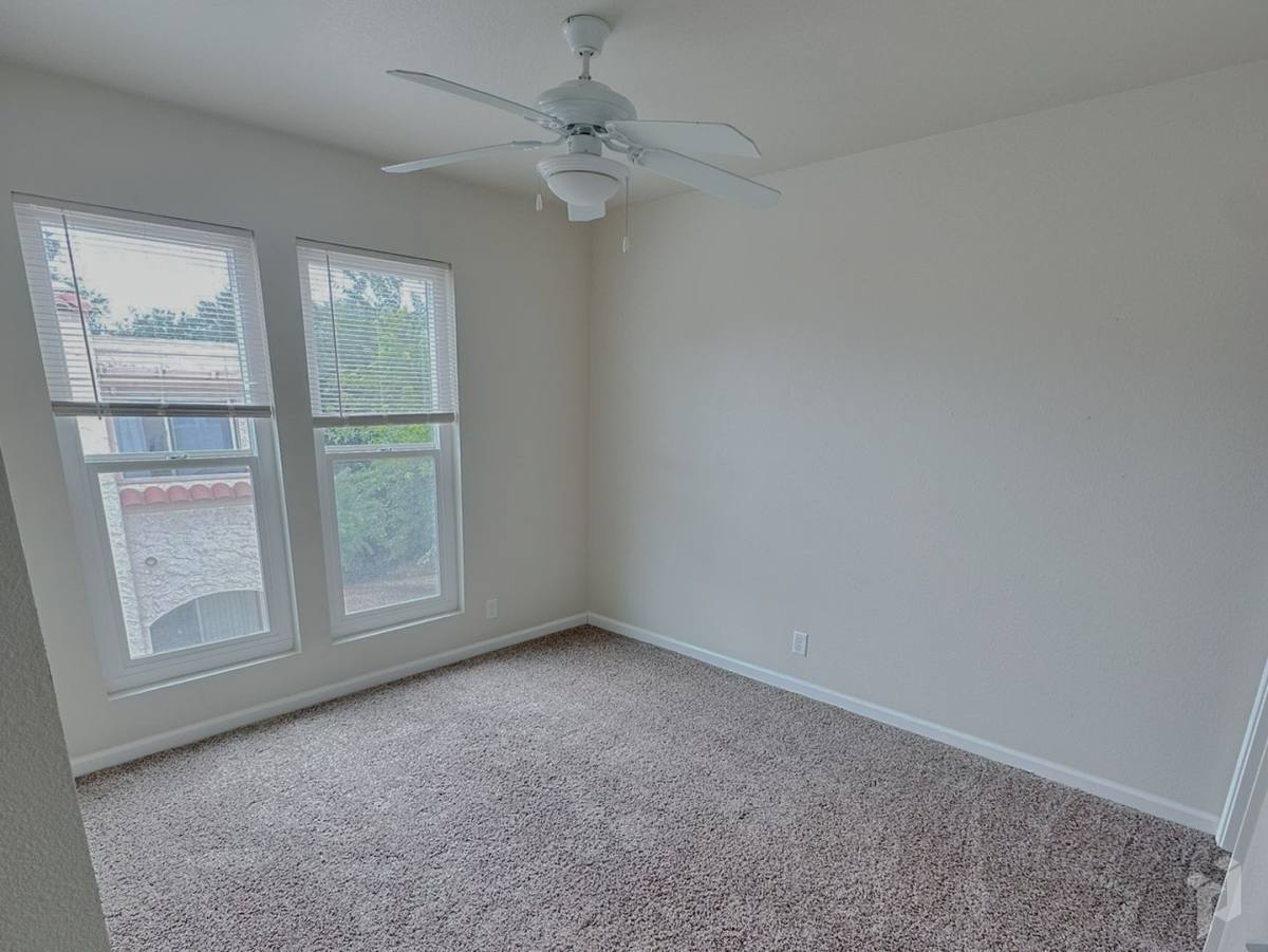 Apartment for rent at 76-85 Tuscan Villa Dr, Oroville, CA 95965