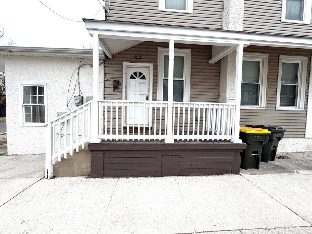 Apartment for rent at 1518 Willow Ave, Elkins Park, PA 19027