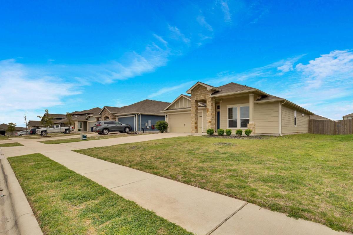 House for rent at 208 Garcitas Creek Lane, Hutto, TX 78634