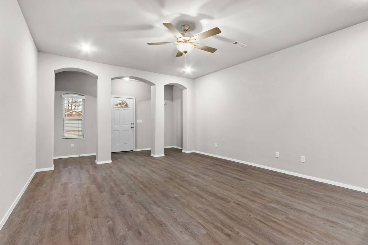 House for rent at 118 Stinson St, Elkins, AR 72727