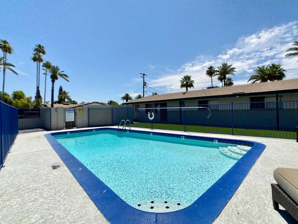 Apartment for rent at 3002 N 40th St, Phoenix, AZ 85018