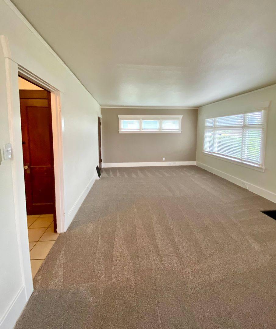 House for rent at 15721 Main St E, Sumner, WA 98390