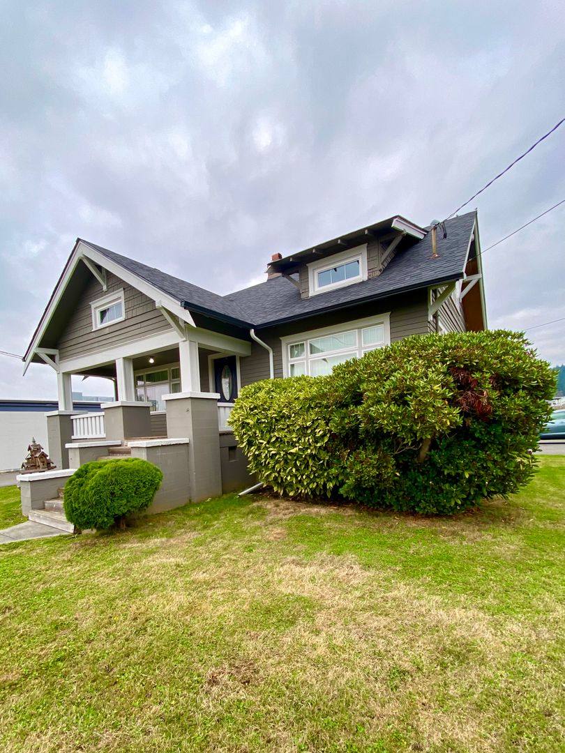 House for rent at 15721 Main St E, Sumner, WA 98390