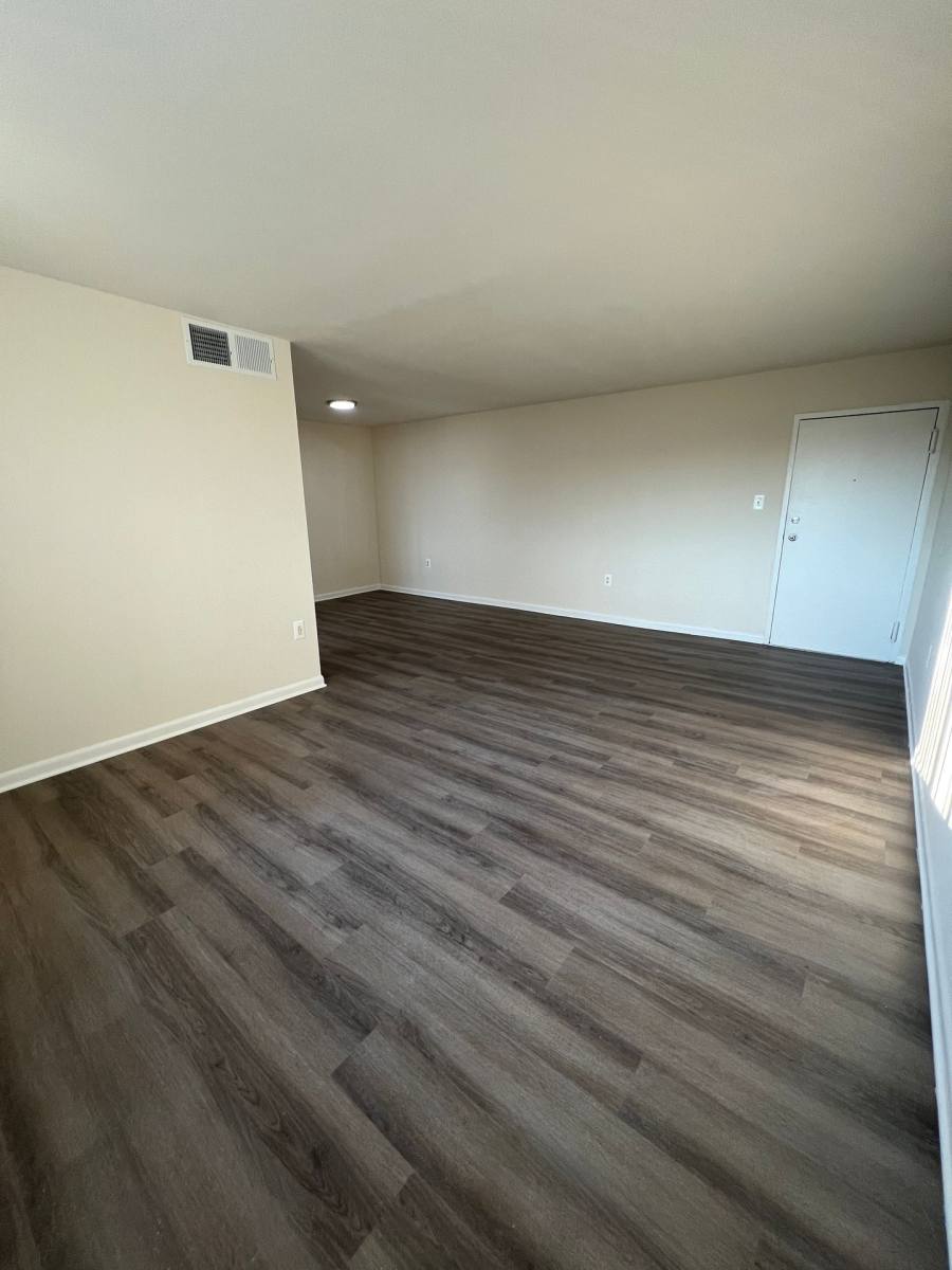 Apartment for rent at 2500-2512 Queens Chapel Rd, Hyattsville, MD 20782