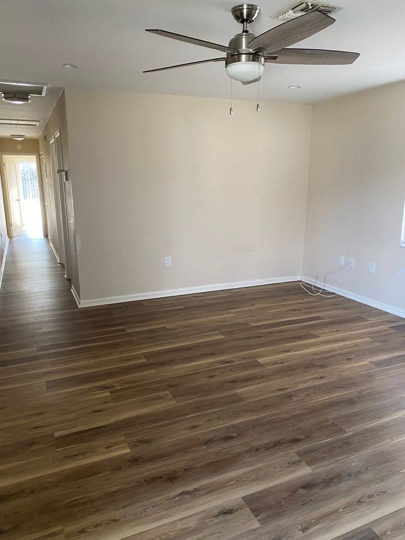 Apartment for rent at 907, 909, & 911 Locke St, Avon Park, FL 33825