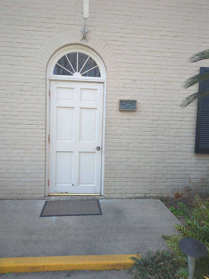 Apartment for rent at 213 Bendel Rd, Lafayette, LA 70503