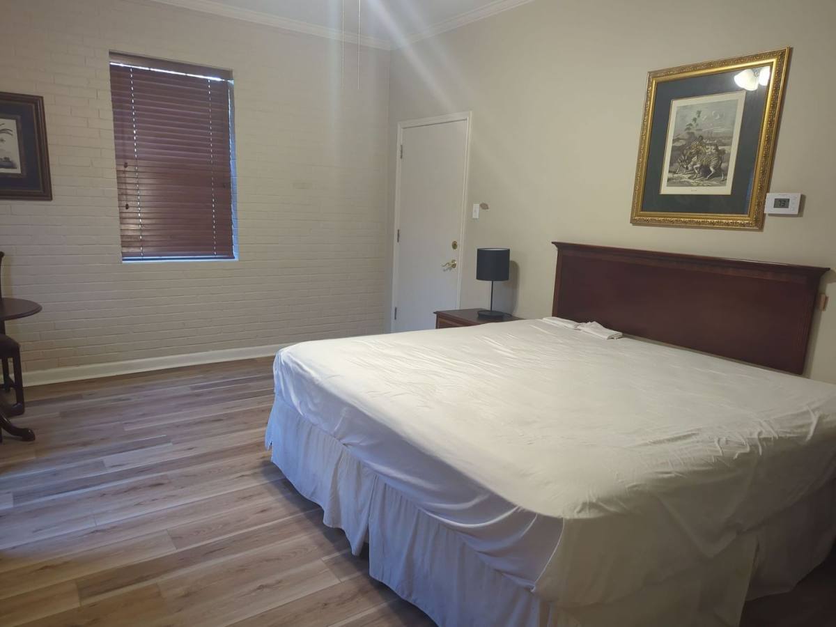 Apartment for rent at 213 Bendel Rd, Lafayette, LA 70503