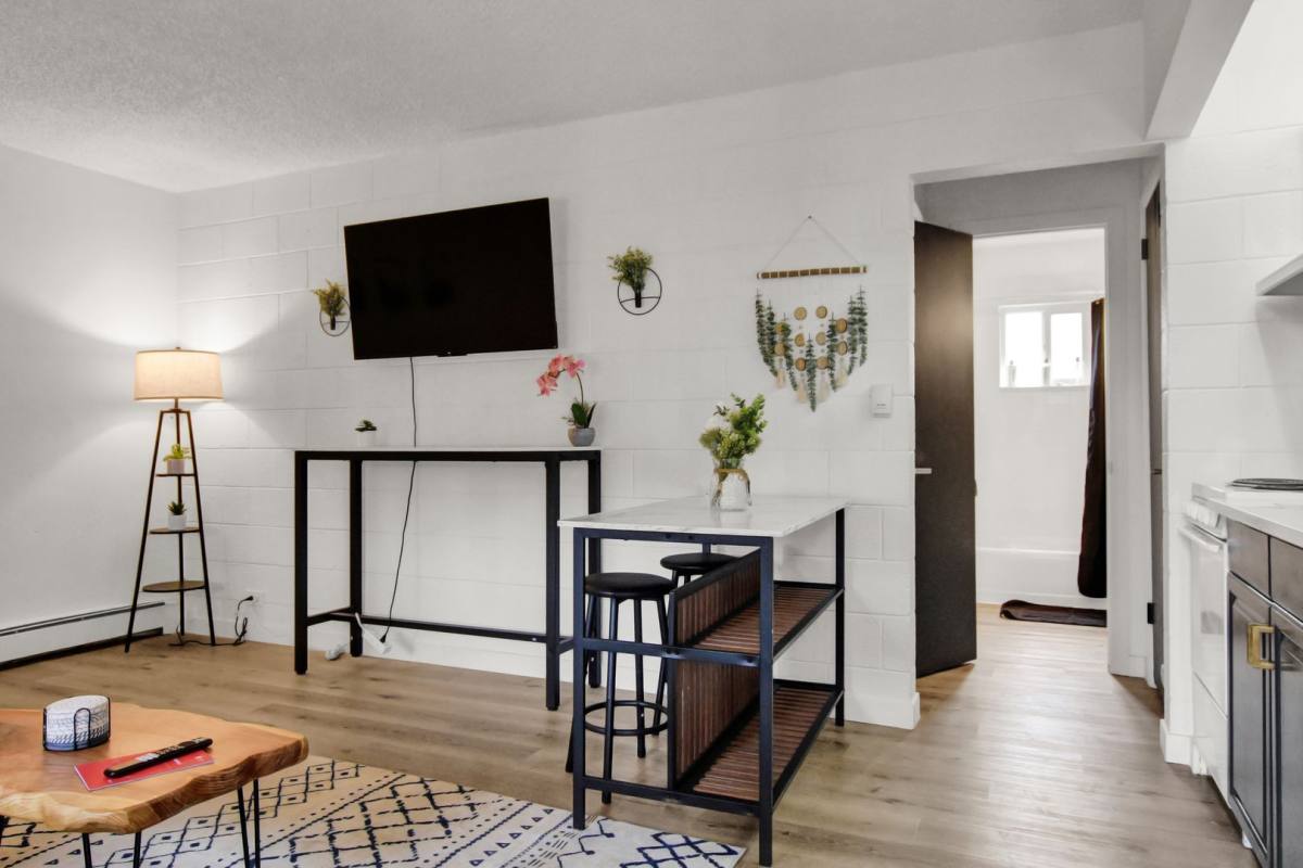 Apartment for rent at 1801 S Cascade Ave, Colorado Springs, CO 80905