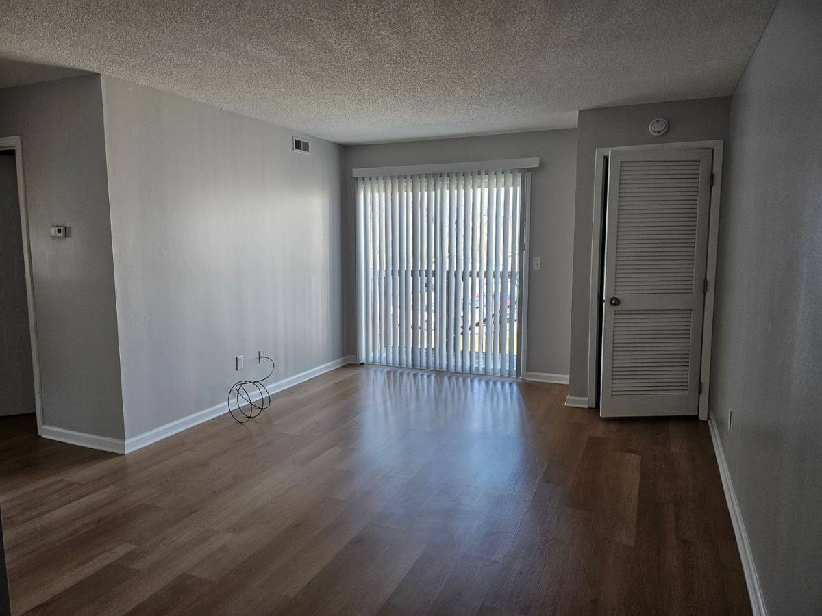 Apartment for rent at 901 E 17th St, Norwalk, IA 50211