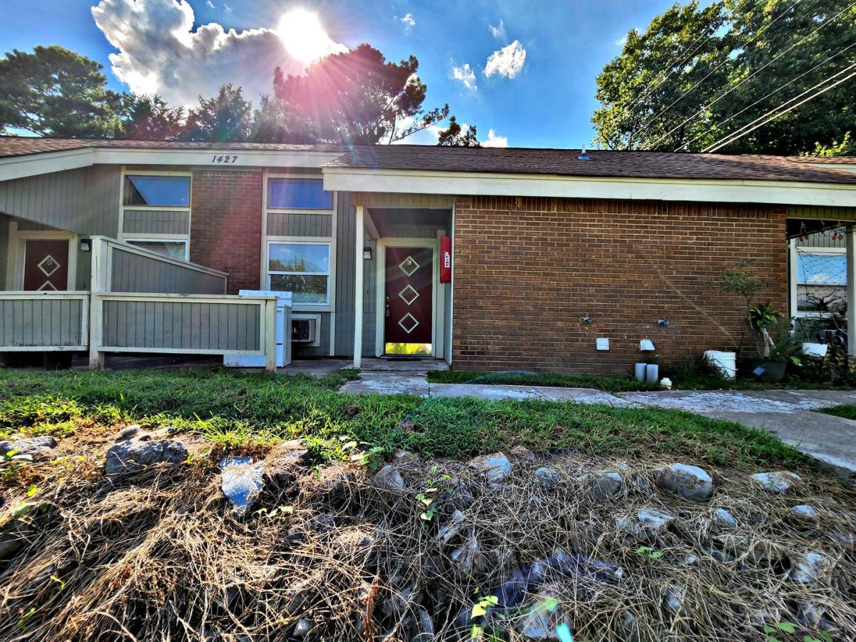 Apartment for rent at 1427 Ascent Trail NW, Huntsville, AL 35816