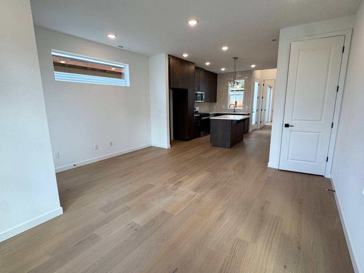Apartment for rent at 11580 SW 47th Ave, Portland, OR 97219