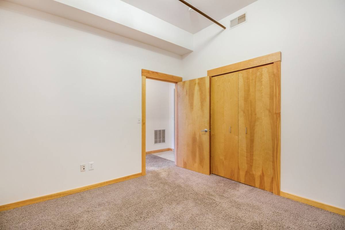 Apartment for rent at 401 S Washington Square, Lansing, MI 48933