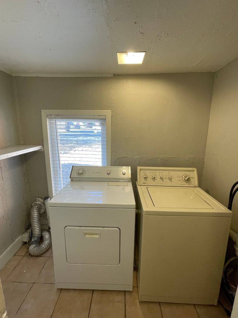 Apartment for rent at 1020-1028 Balsam St, Denver, CO 80214