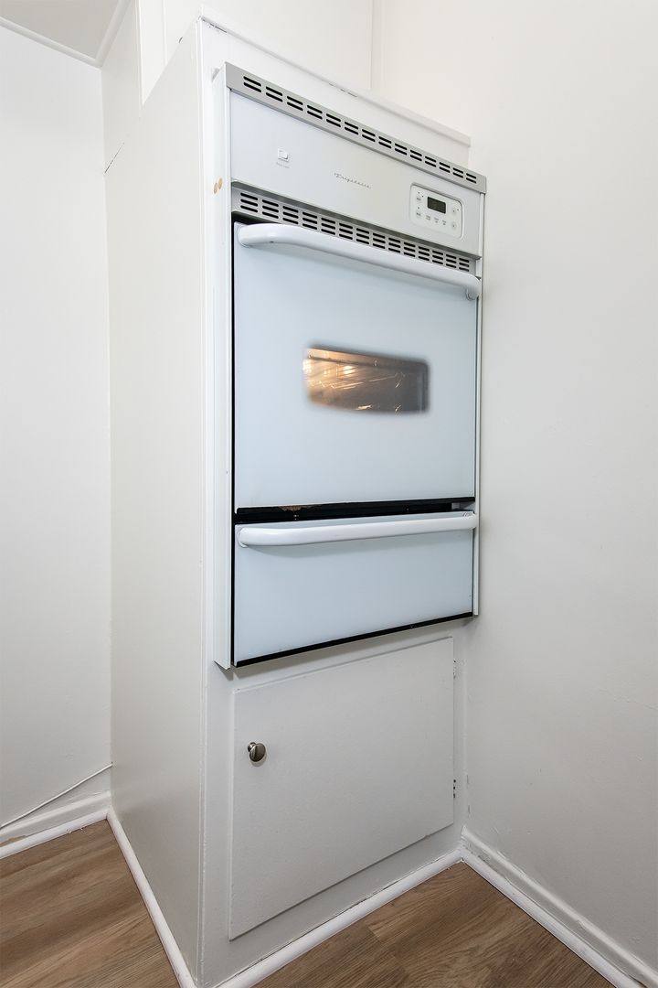 Apartment for rent at 367 W Lexington Dr, Glendale, CA 91203