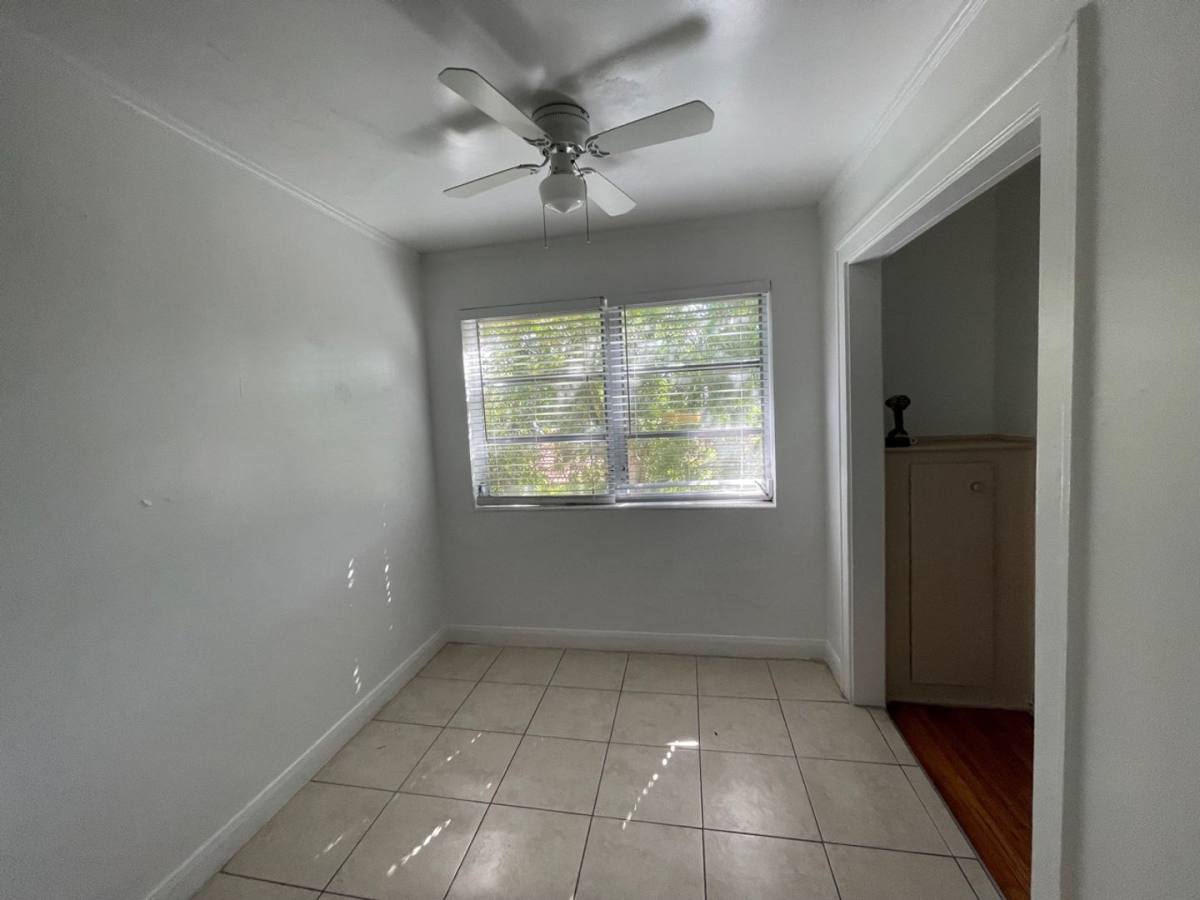 Apartment for rent at 1556 Polk St, Hollywood, FL 33020