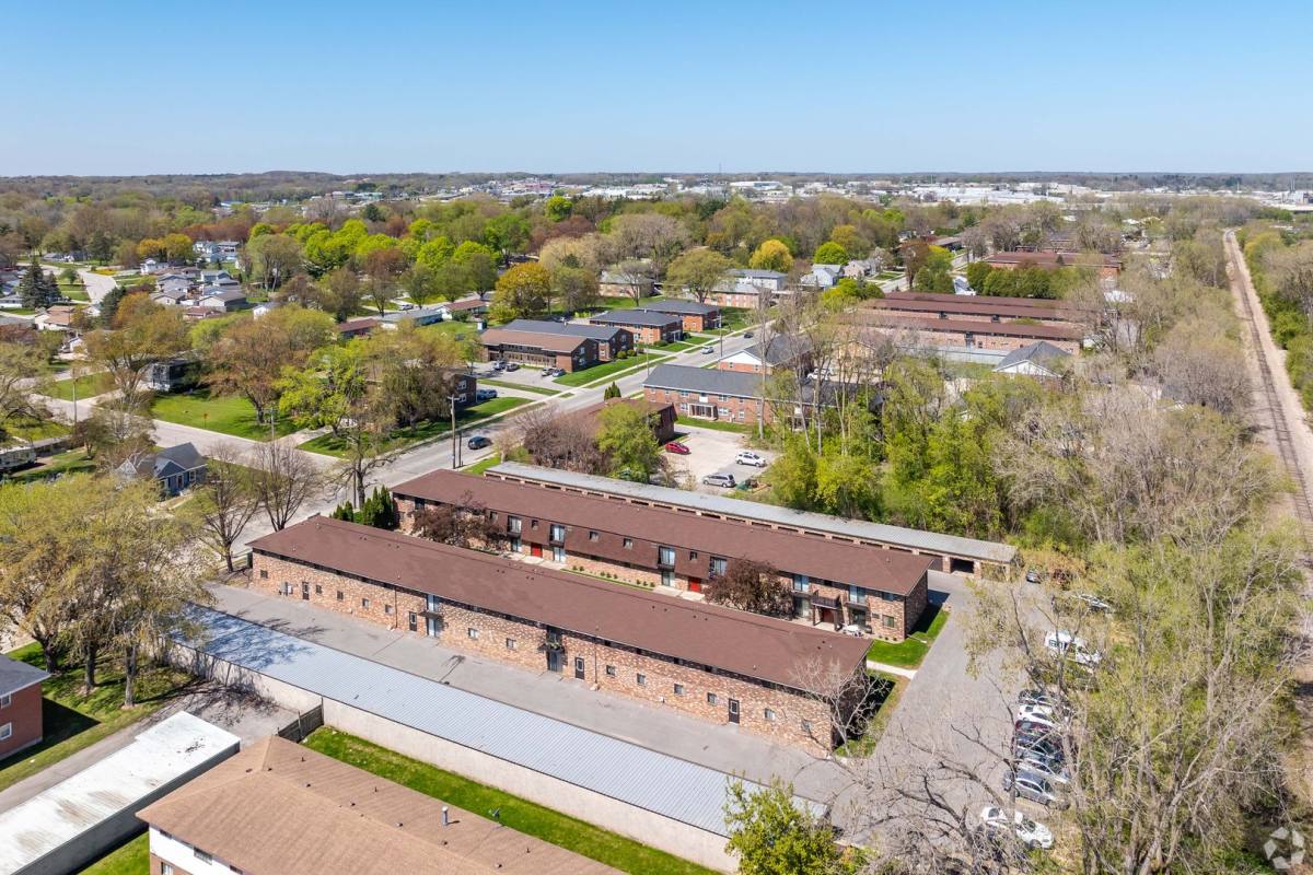 Apartment for rent at 1670 - 1740 Western Ave, Green Bay, WI 54303