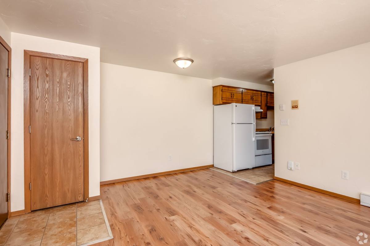 Apartment for rent at 1670 - 1740 Western Ave, Green Bay, WI 54303