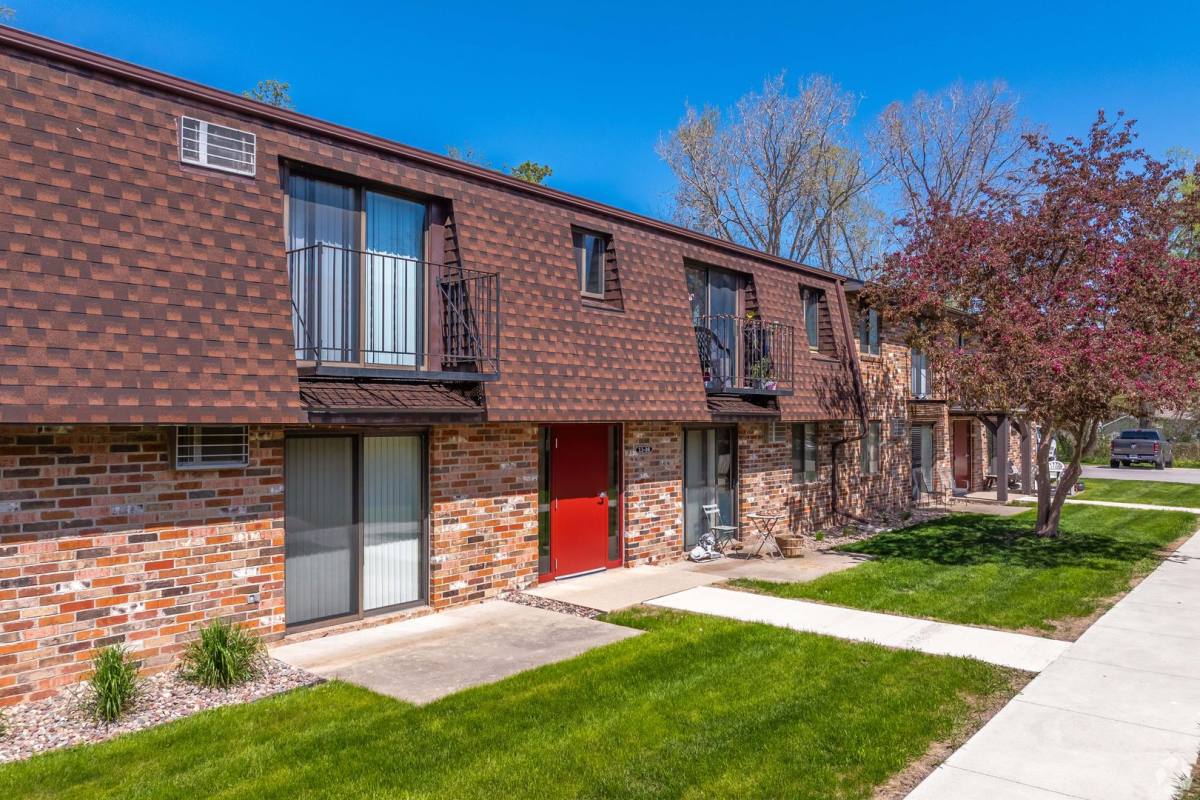 Apartment for rent at 1670 - 1740 Western Ave, Green Bay, WI 54303