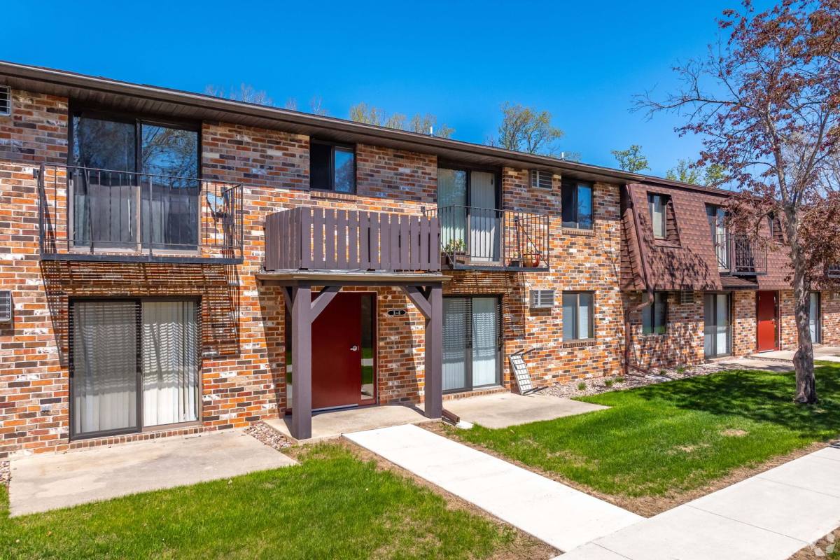 Apartment for rent at 1670 - 1740 Western Ave, Green Bay, WI 54303