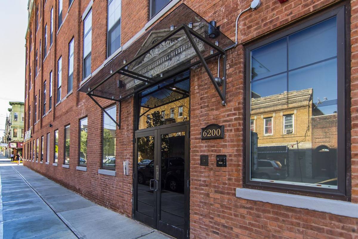 Apartment for rent at 6200 Hudson Ave, West New York, NJ 07093