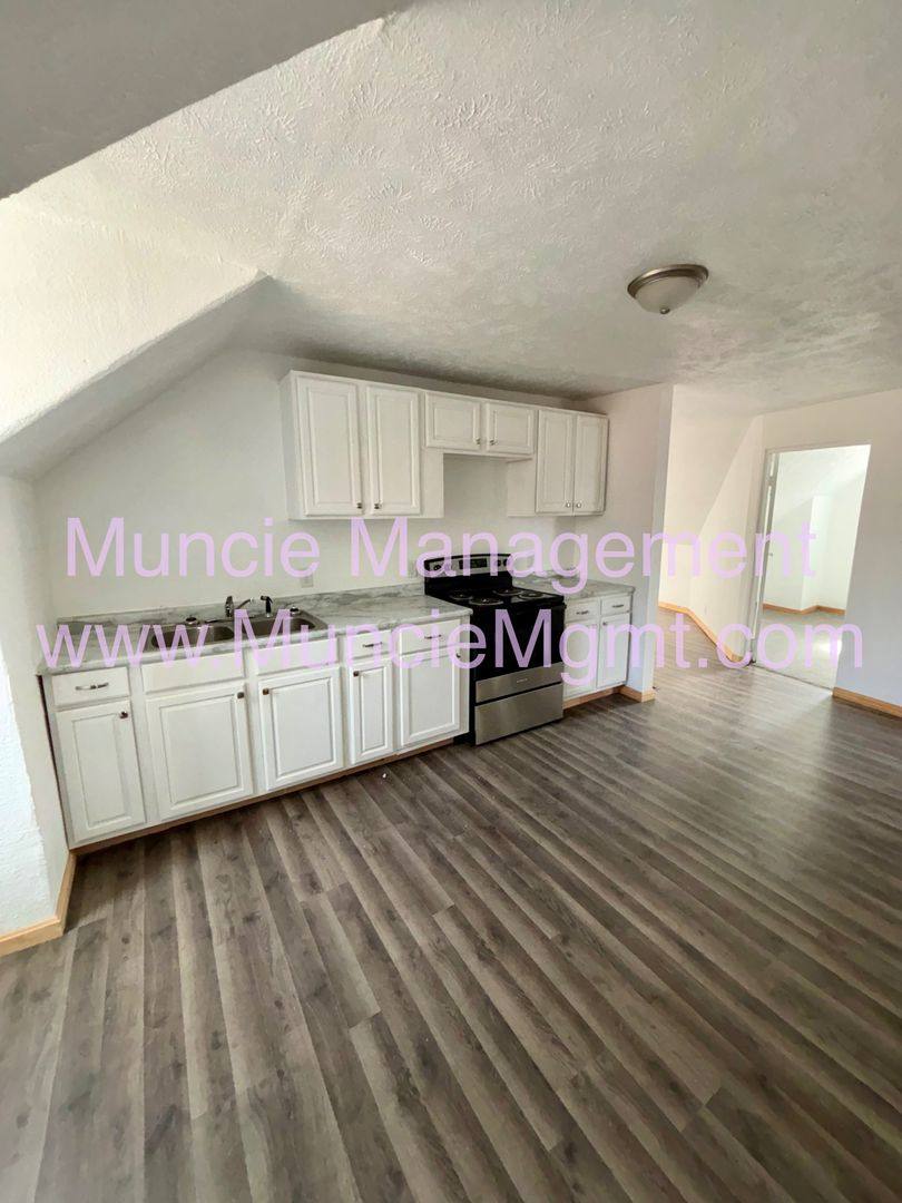 Apartment for rent at 500 N Alameda Ave, Muncie, IN 47303