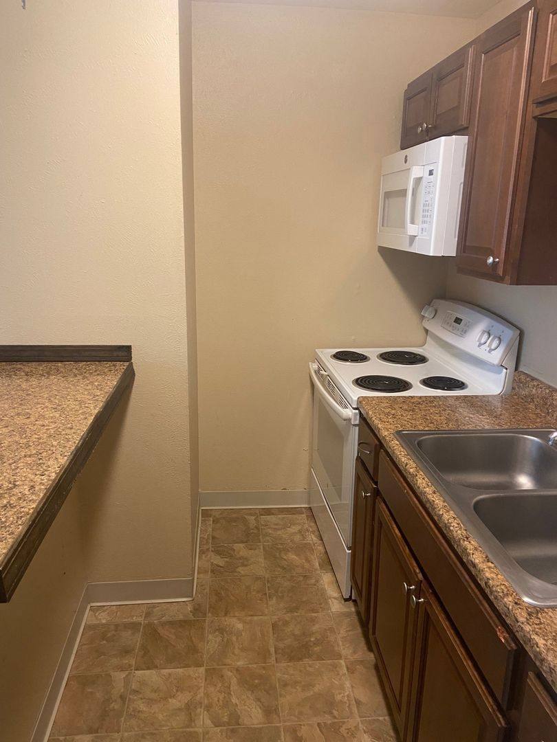 Apartment for rent at 1611 Cottonwood Dr, Louisville, CO 80027