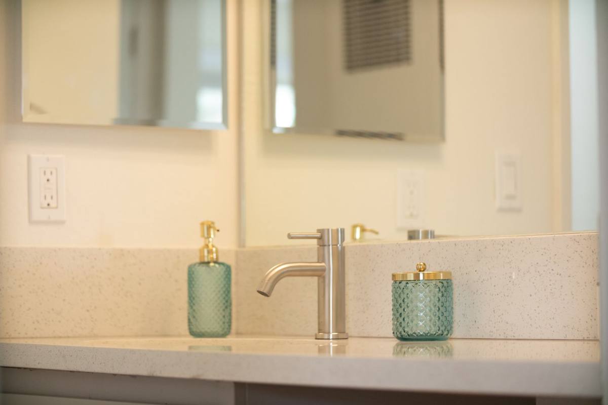 Apartment for rent at 15601 Tustin Village Way, Tustin, CA 92780