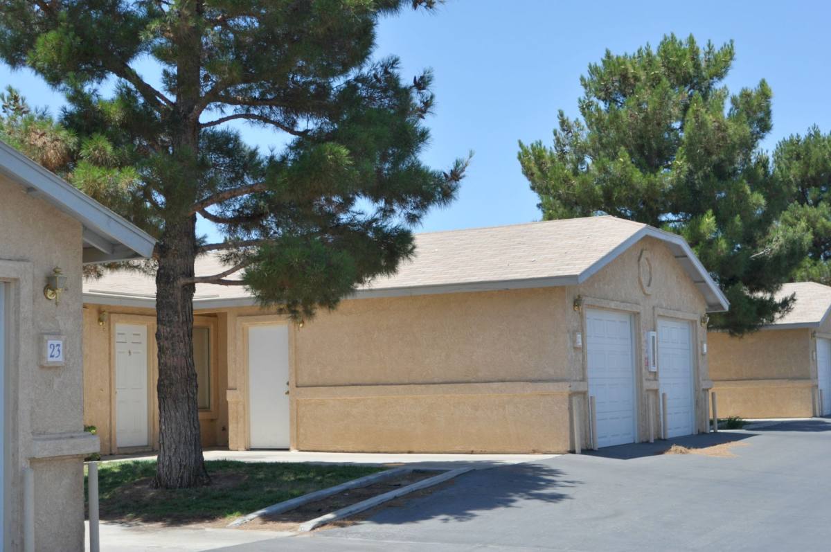 Apartment for rent at 8890 G Ave, Hesperia, CA 92345