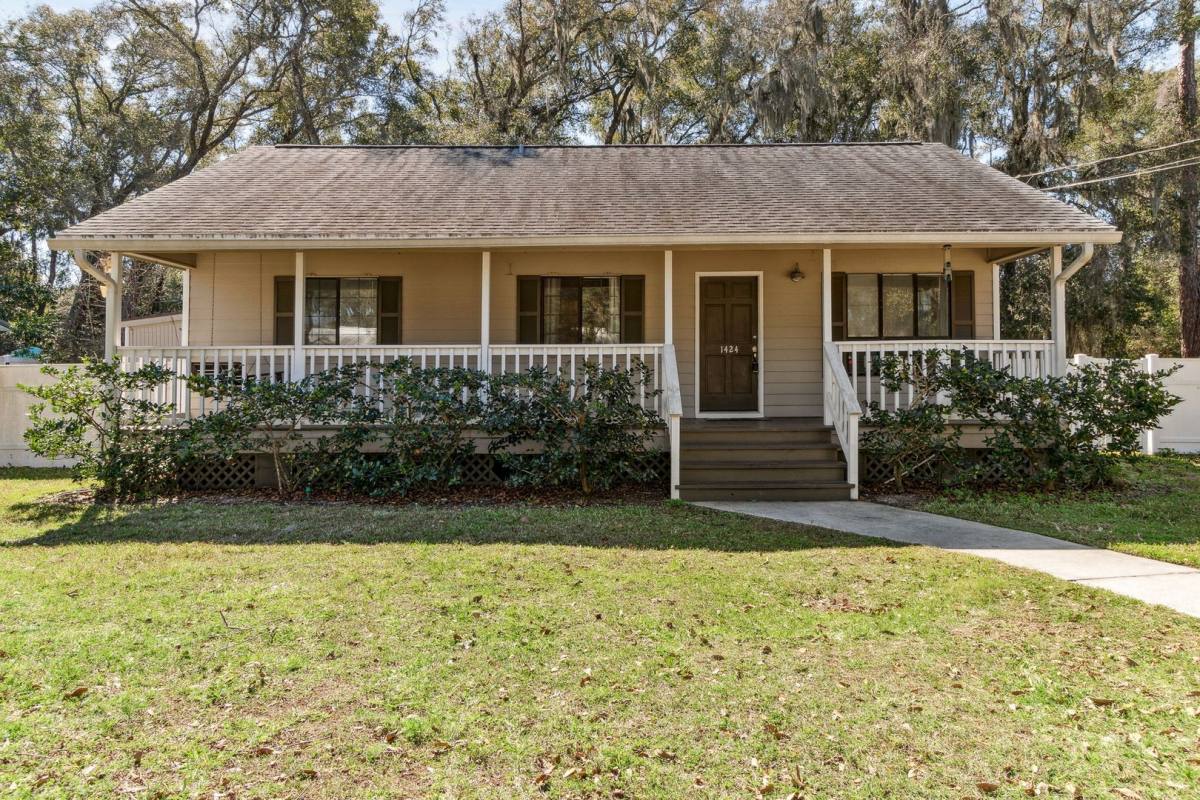 House for rent at 1424 Lewis St, Fernandina Beach, FL 32034