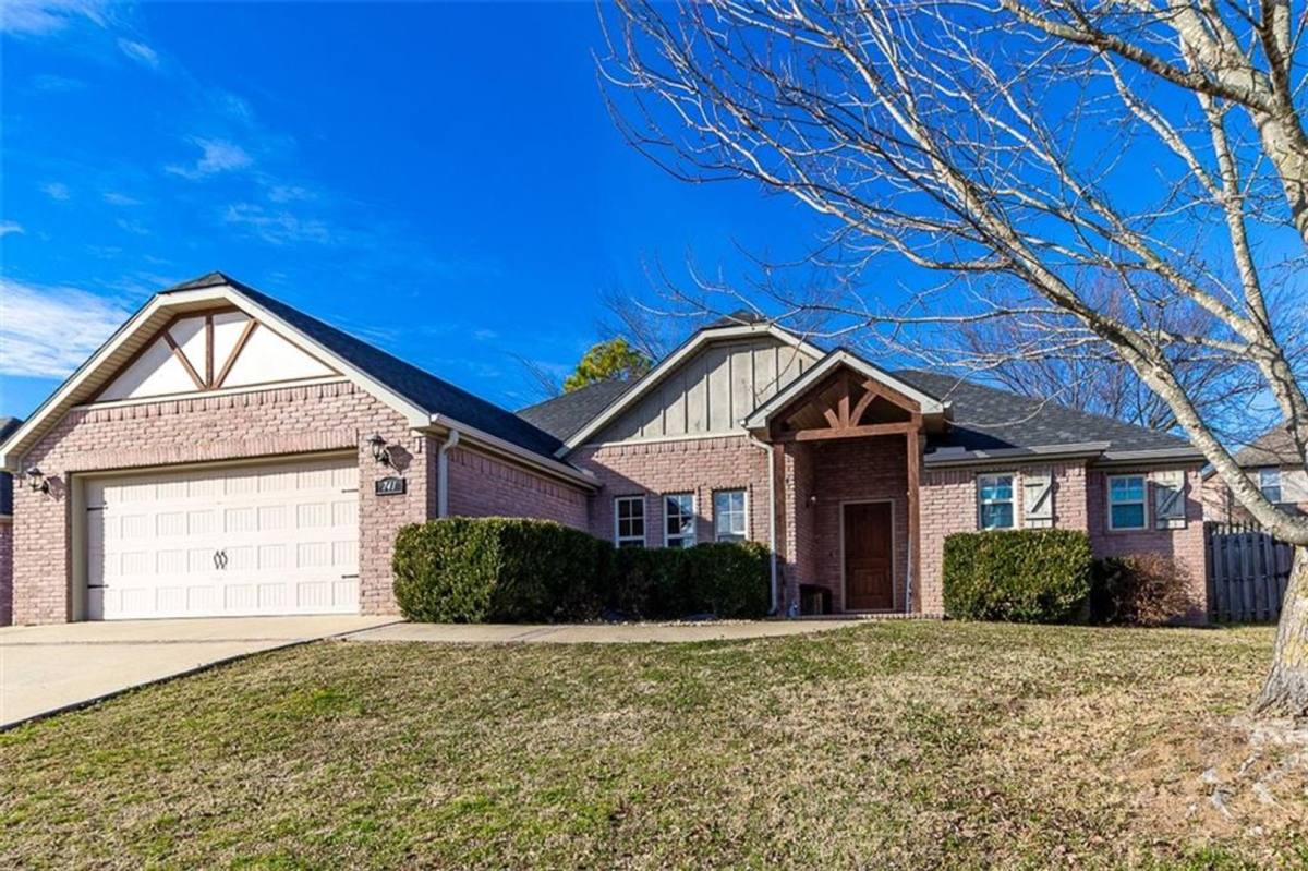 House for rent at 741 Venice St, Centerton, AR 72719