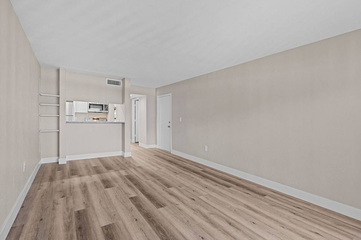 Apartment for rent at 1915 Maravilla Ave, Fort Myers, FL 33901