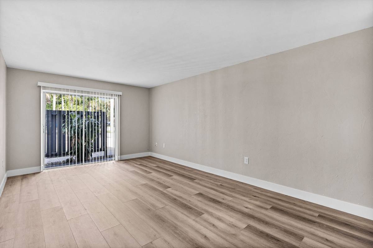 Apartment for rent at 1915 Maravilla Ave, Fort Myers, FL 33901