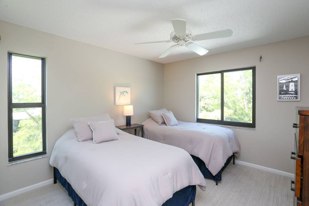 Condo for rent at 5733 Deauville Circle, Naples, FL 34112