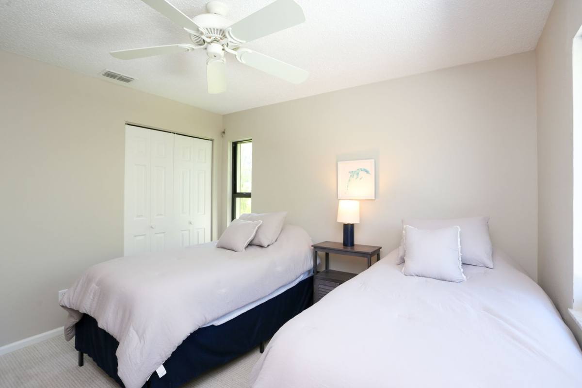 Condo for rent at 5733 Deauville Circle, Naples, FL 34112