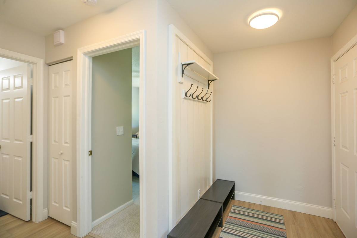 Condo for rent at 5733 Deauville Circle, Naples, FL 34112