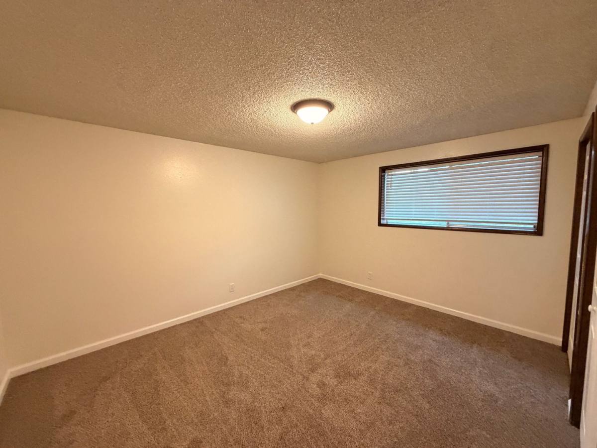 Apartment for rent at 125 Village Dr, Winchester, OR 97495