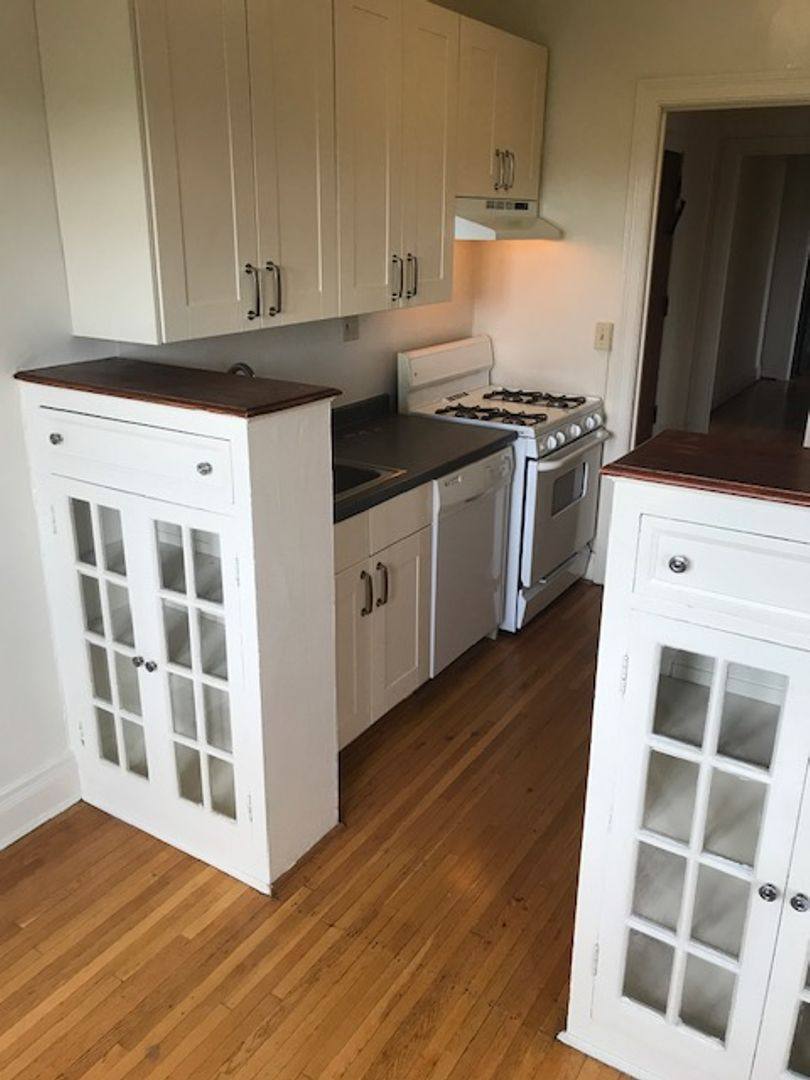Apartment for rent at 267 Oxford St, Rochester, NY 14607