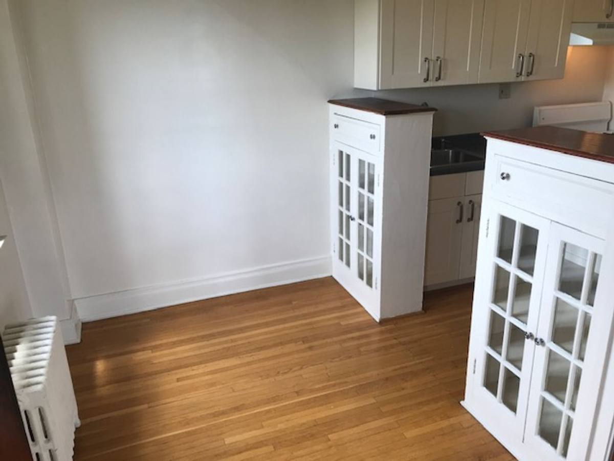 Apartment for rent at 267 Oxford St, Rochester, NY 14607