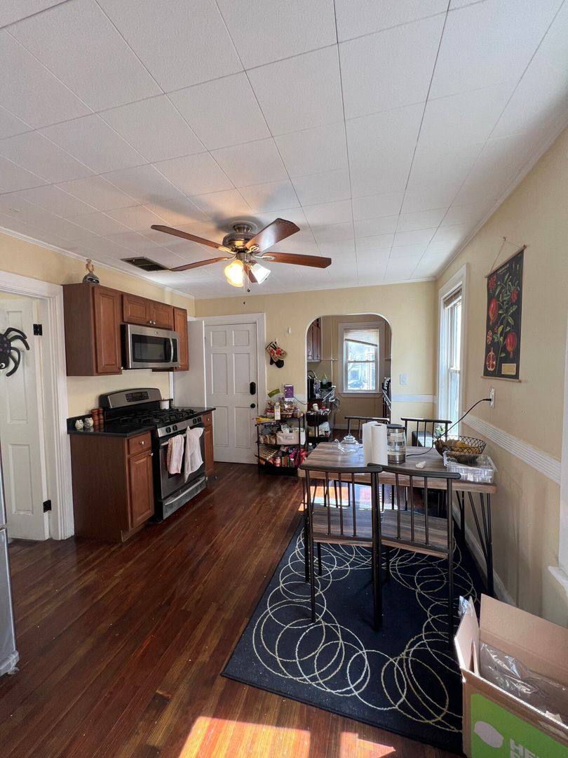 Apartment for rent at 25 Chandler St #2B, Somerville, MA 02144