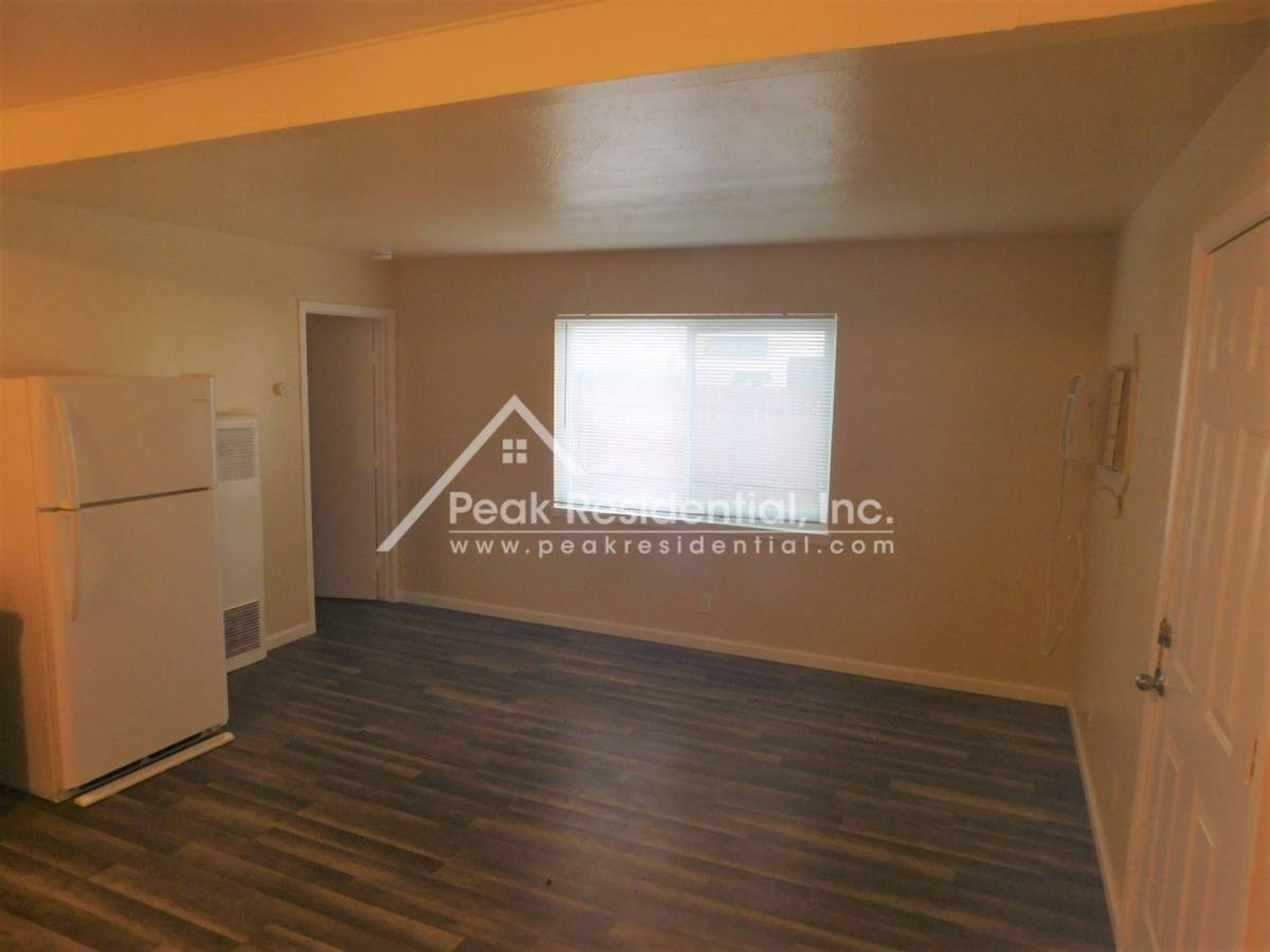 Apartment for rent at 2389 Cantalier St, Sacramento, CA 95815