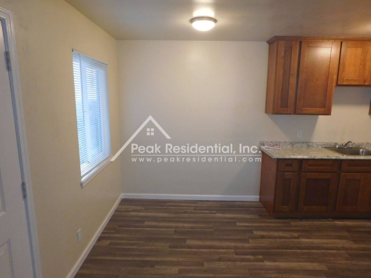 Apartment for rent at 2389 Cantalier St, Sacramento, CA 95815