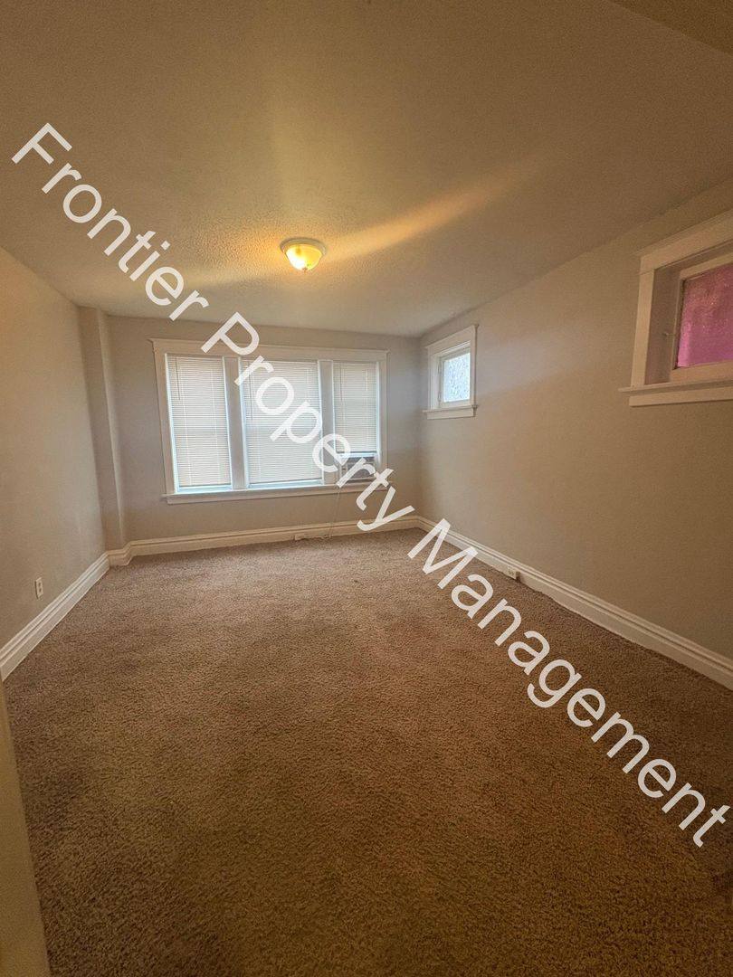 Apartment for rent at 5309 Michigan Ave, Saint Louis, MO 63111
